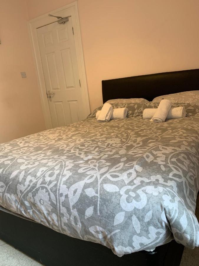 12 Person 6 Bedroom Self Catering House Λίβερπουλ Εξωτερικό φωτογραφία