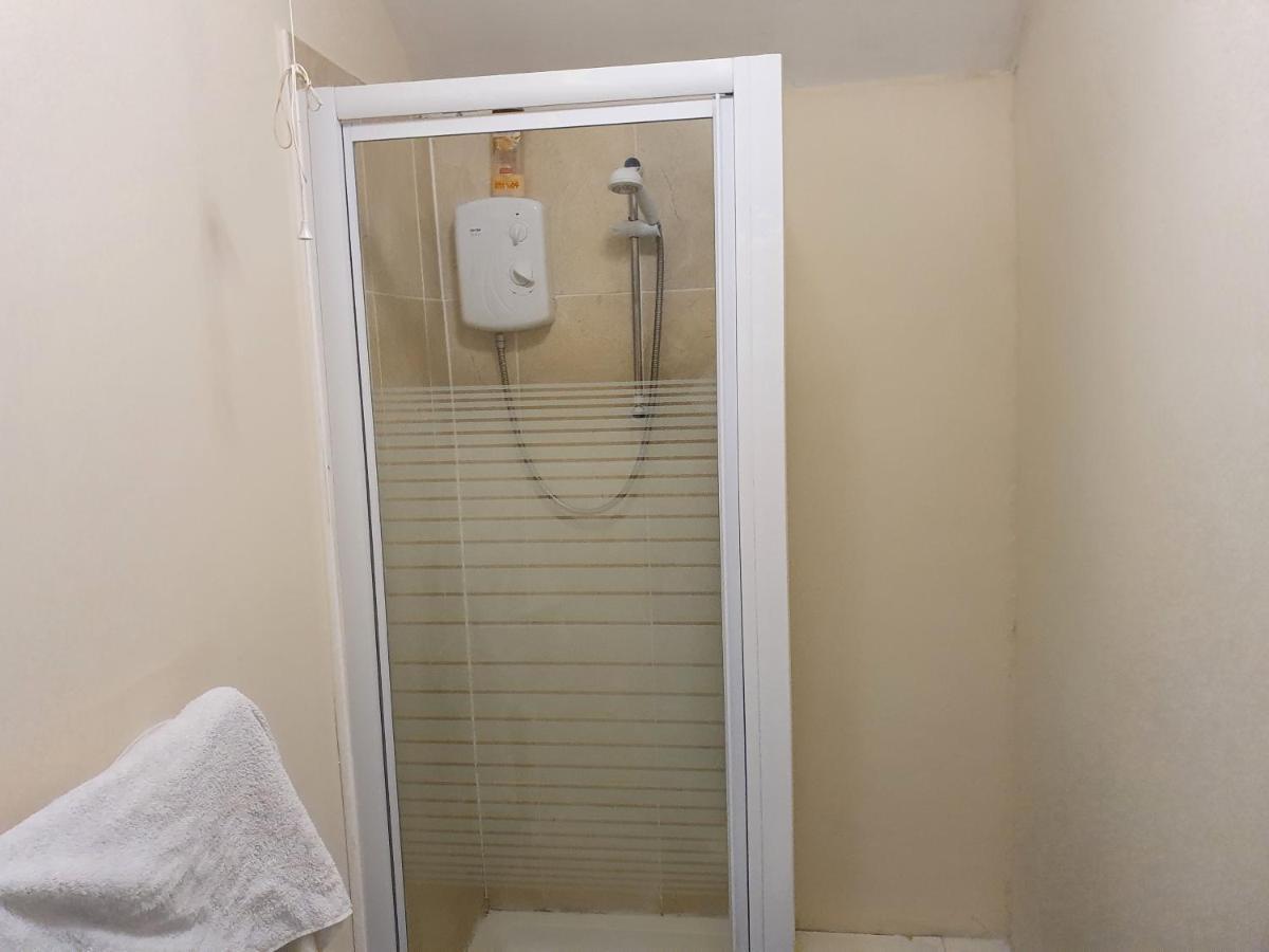 12 Person 6 Bedroom Self Catering House Λίβερπουλ Εξωτερικό φωτογραφία